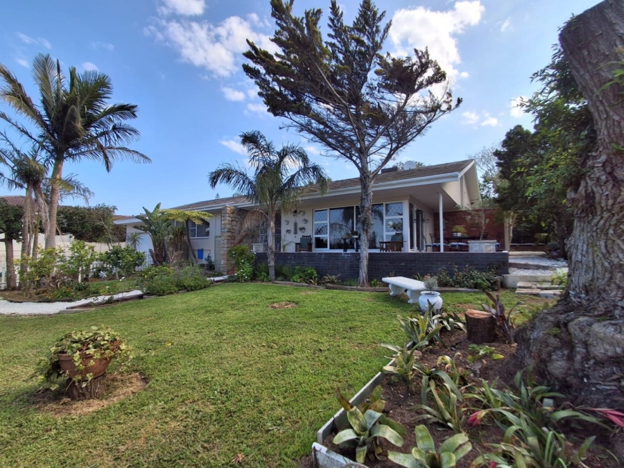 3 Bedroom Property for Sale in Mangold Park Eastern Cape